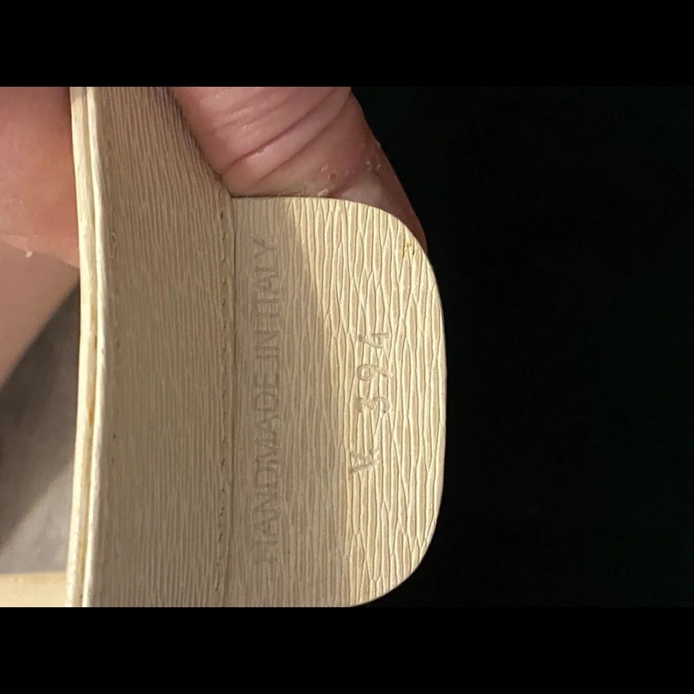 Barry Kieselstein-Cord  cream colored leather shoulder bag signature Alligator - Picture 16 of 16